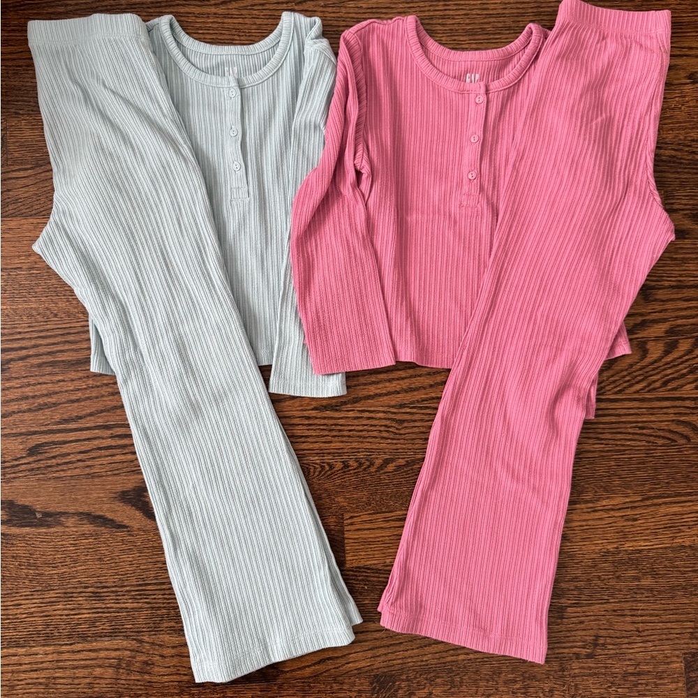Gap Kids size 6 Girls Pointinelle Pajama Sets - Pink and Blue